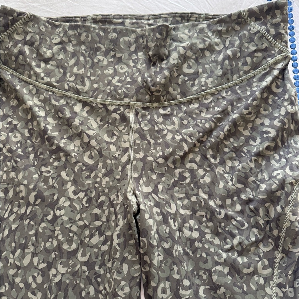 Lululemon Camo leggings